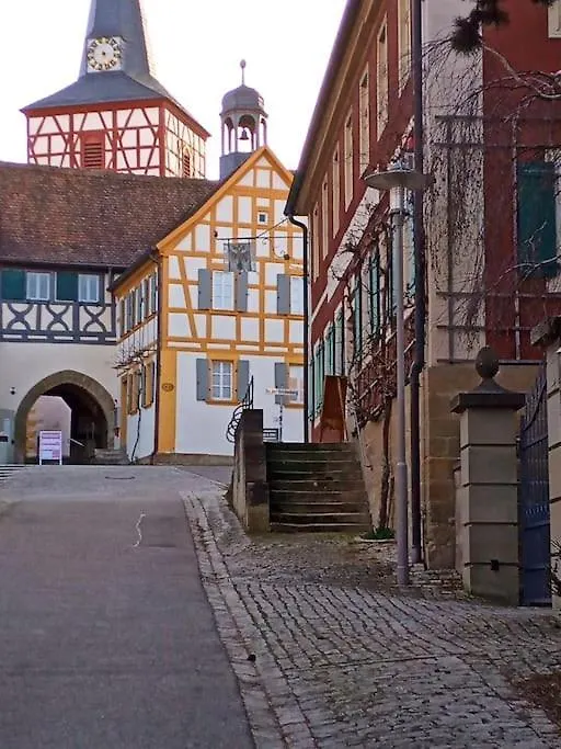 公寓 Maisonette-Appartment In Historischem Ambiente 伊普霍芬
